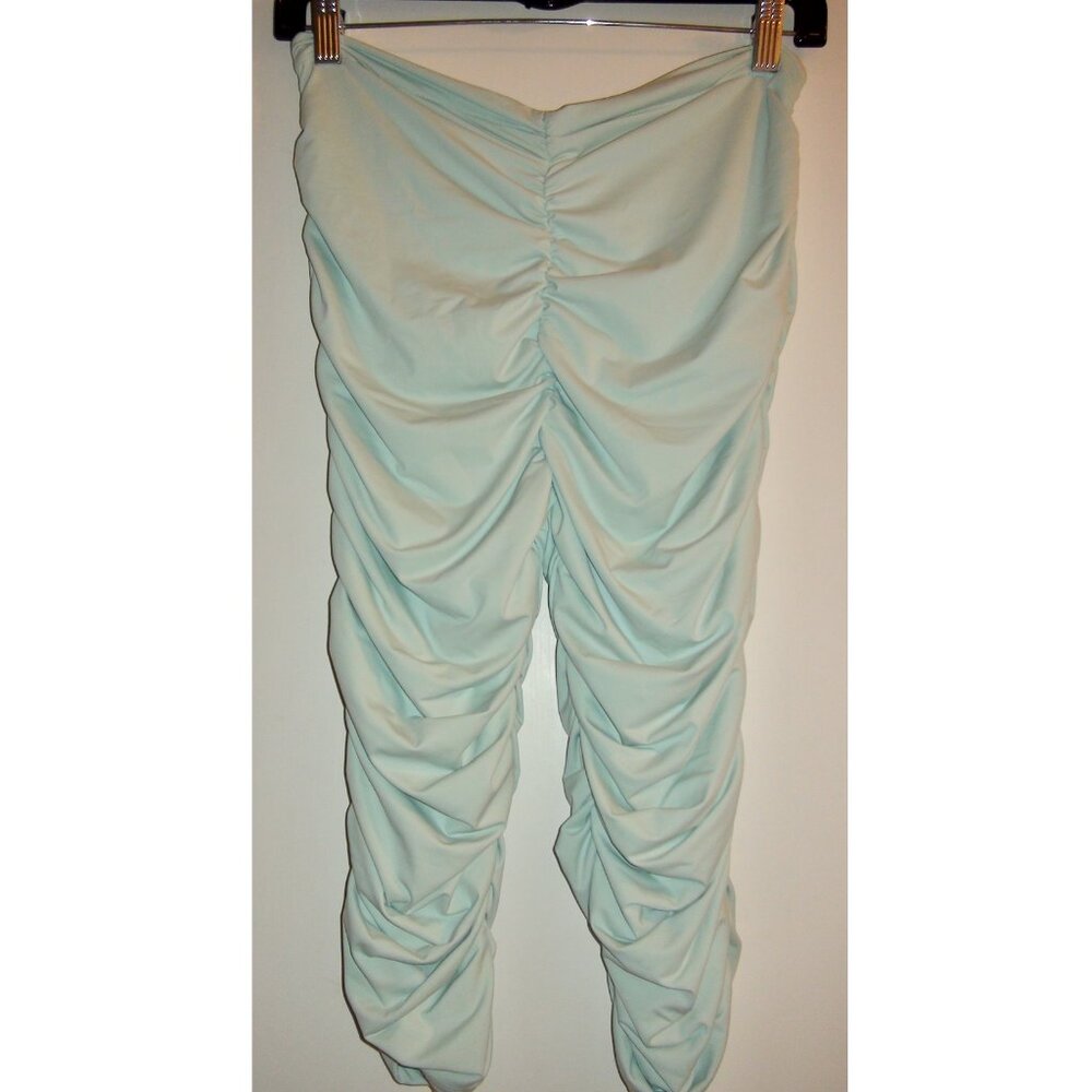 Nuvula Mint Green Capri Ruched Pants